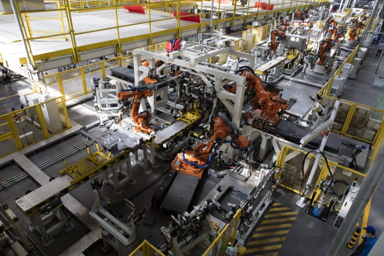 Overview of the automated robotic welding line for FOTON Tunland pickups