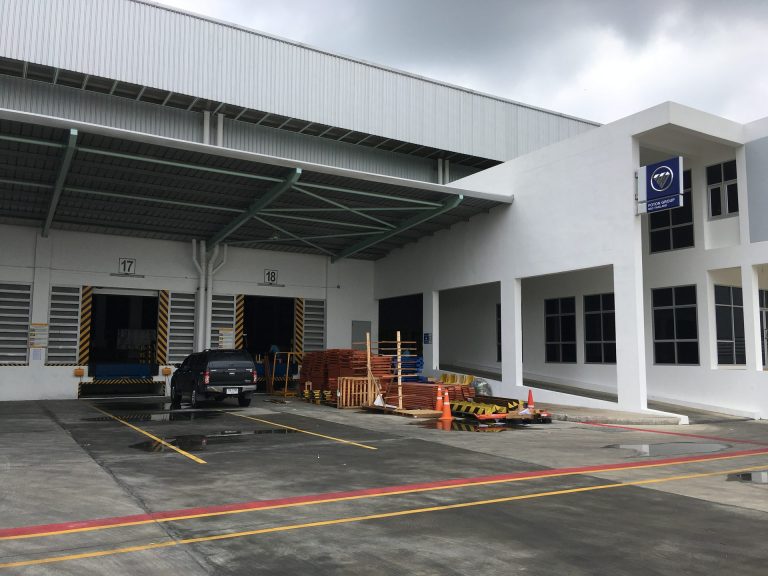 FOTON parts distribution centre loading bays